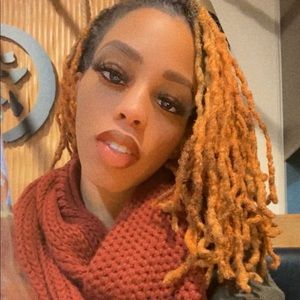 Meet your Posher, Diamond